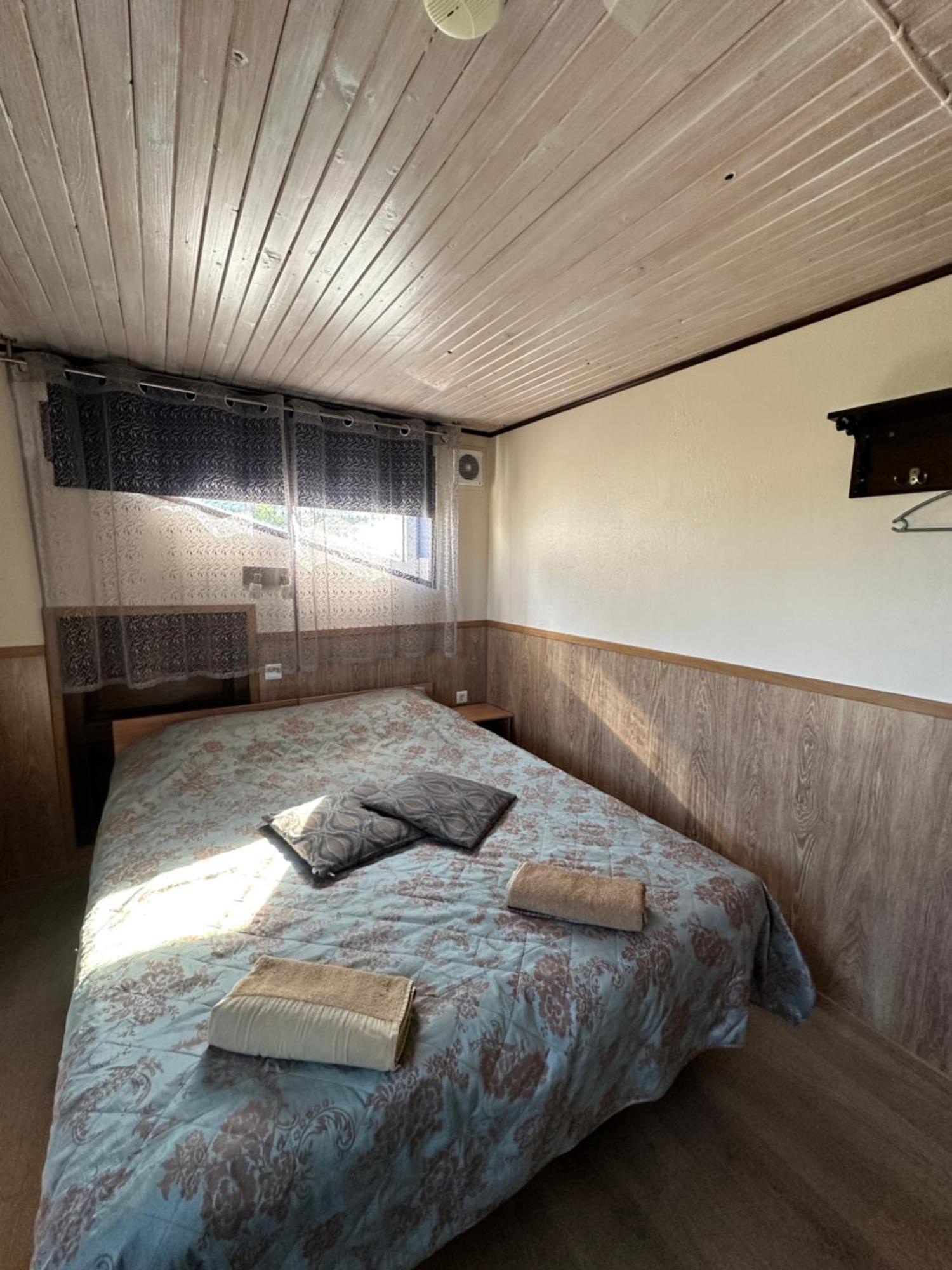 Guesthouse Maenniku Пярну Экстерьер фото
