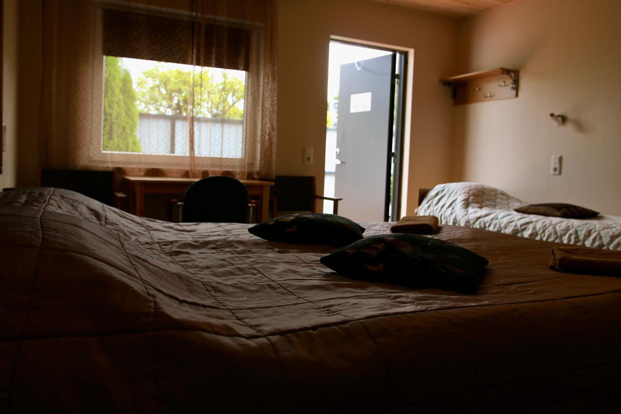Guesthouse Maenniku Пярну Экстерьер фото