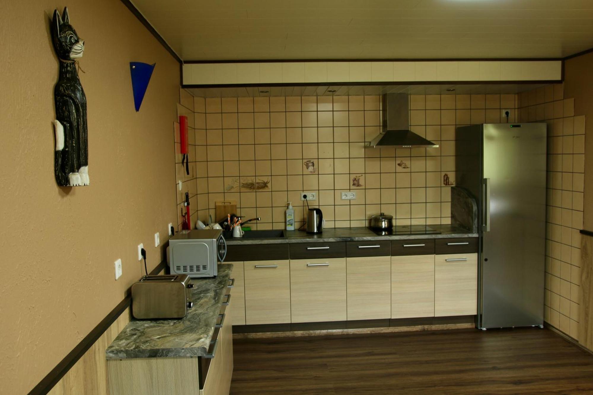 Guesthouse Maenniku Пярну Экстерьер фото