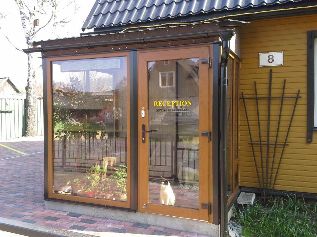 Guesthouse Maenniku Пярну Экстерьер фото
